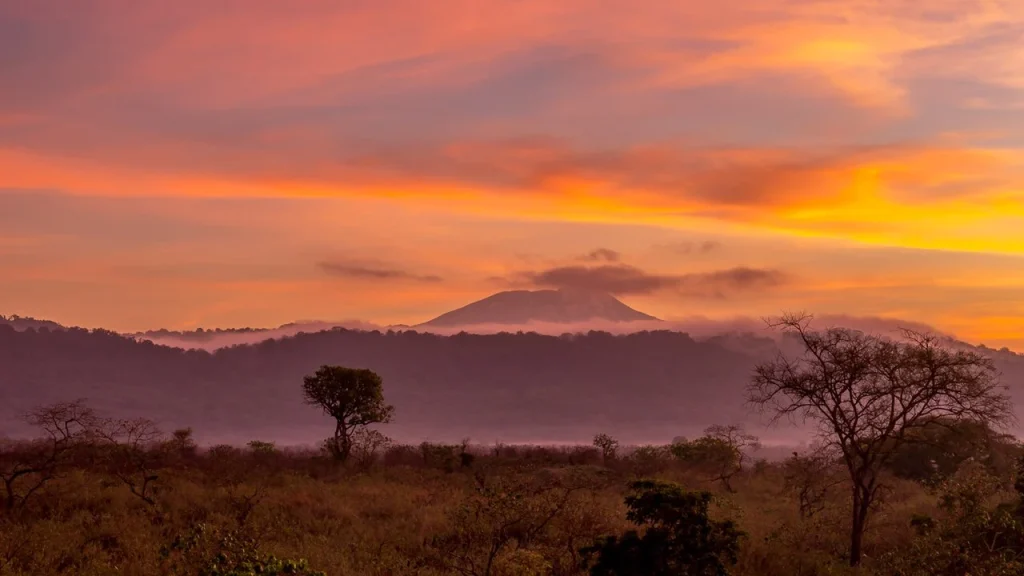 Tanzania - Mount Meru (11148525935)